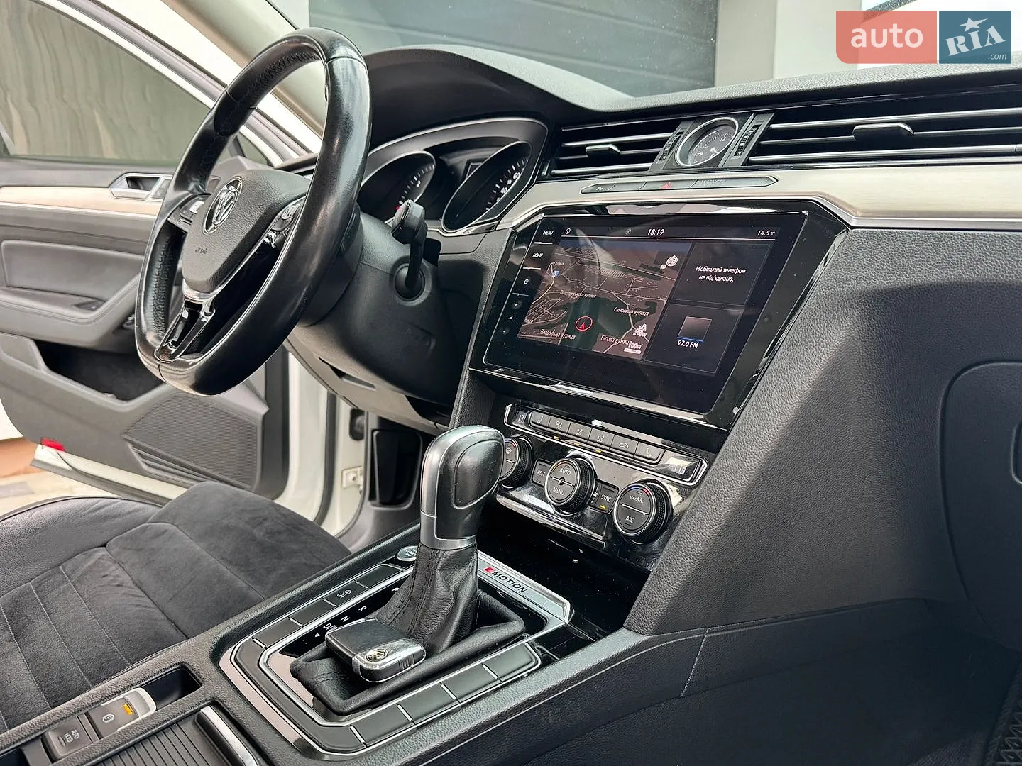 2018 Volkswagen Passat - мініатюра 31