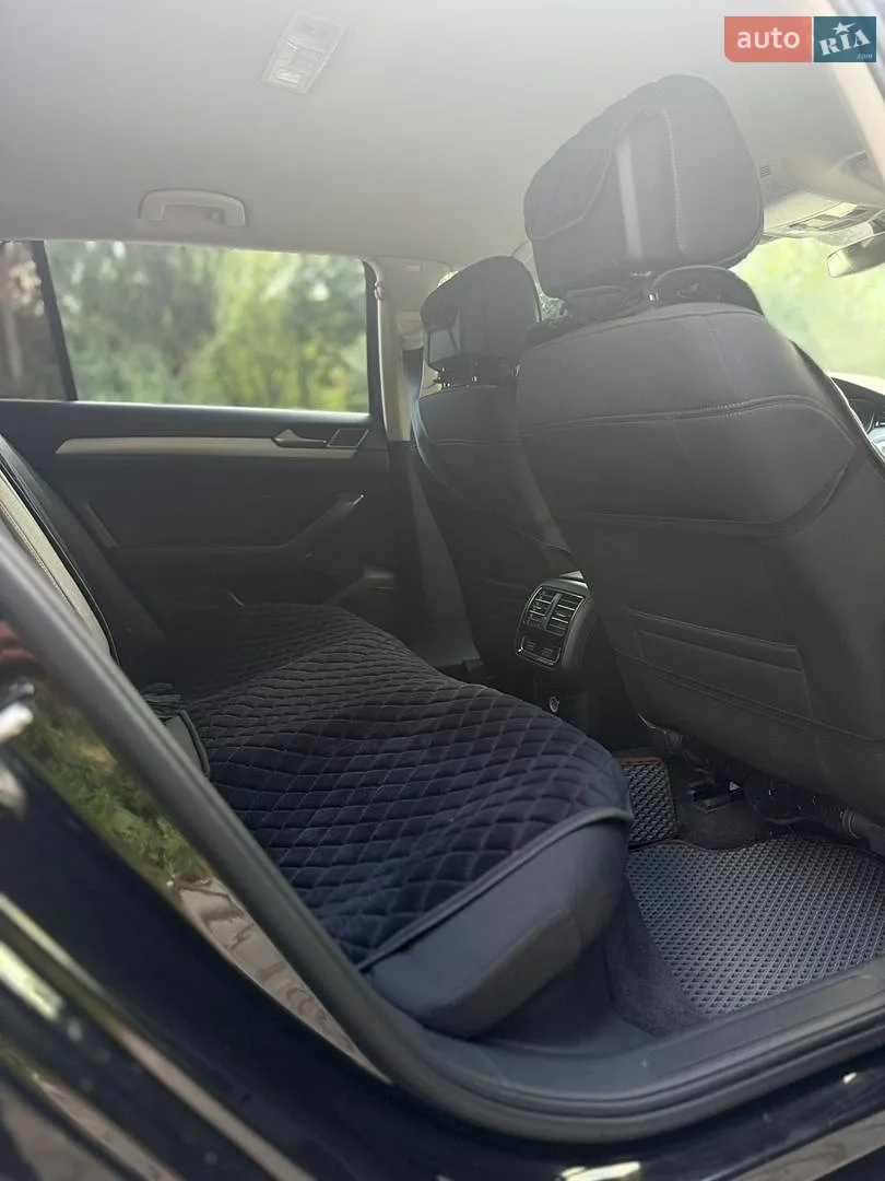 2015 Volkswagen Passat - мініатюра 11
