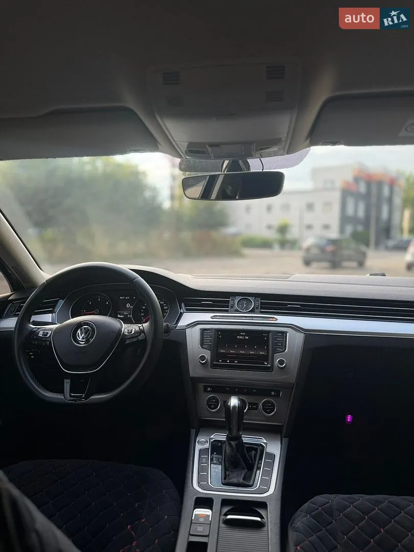 2015 Volkswagen Passat - мініатюра 19