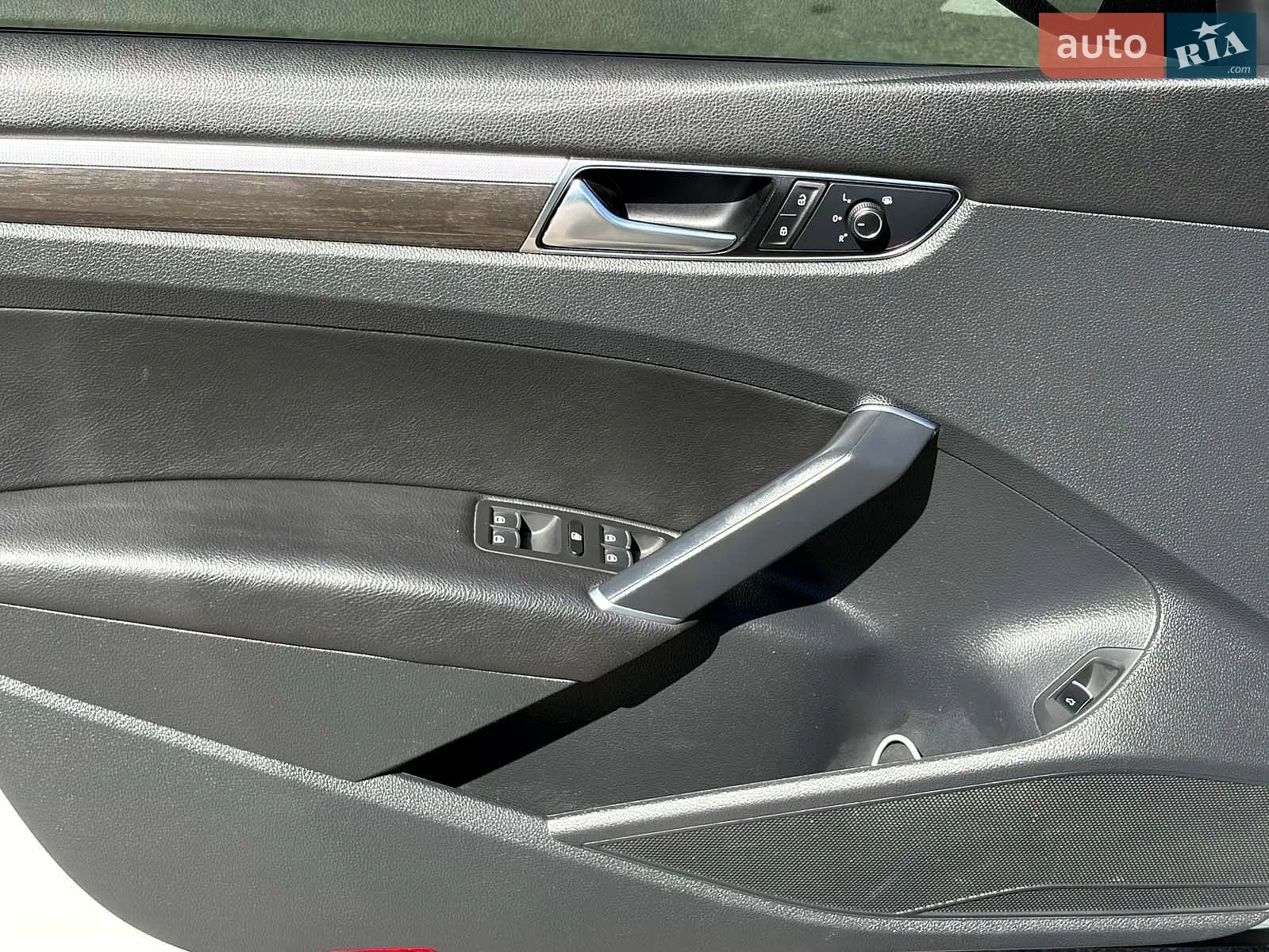 2016 Volkswagen Passat - мініатюра 11
