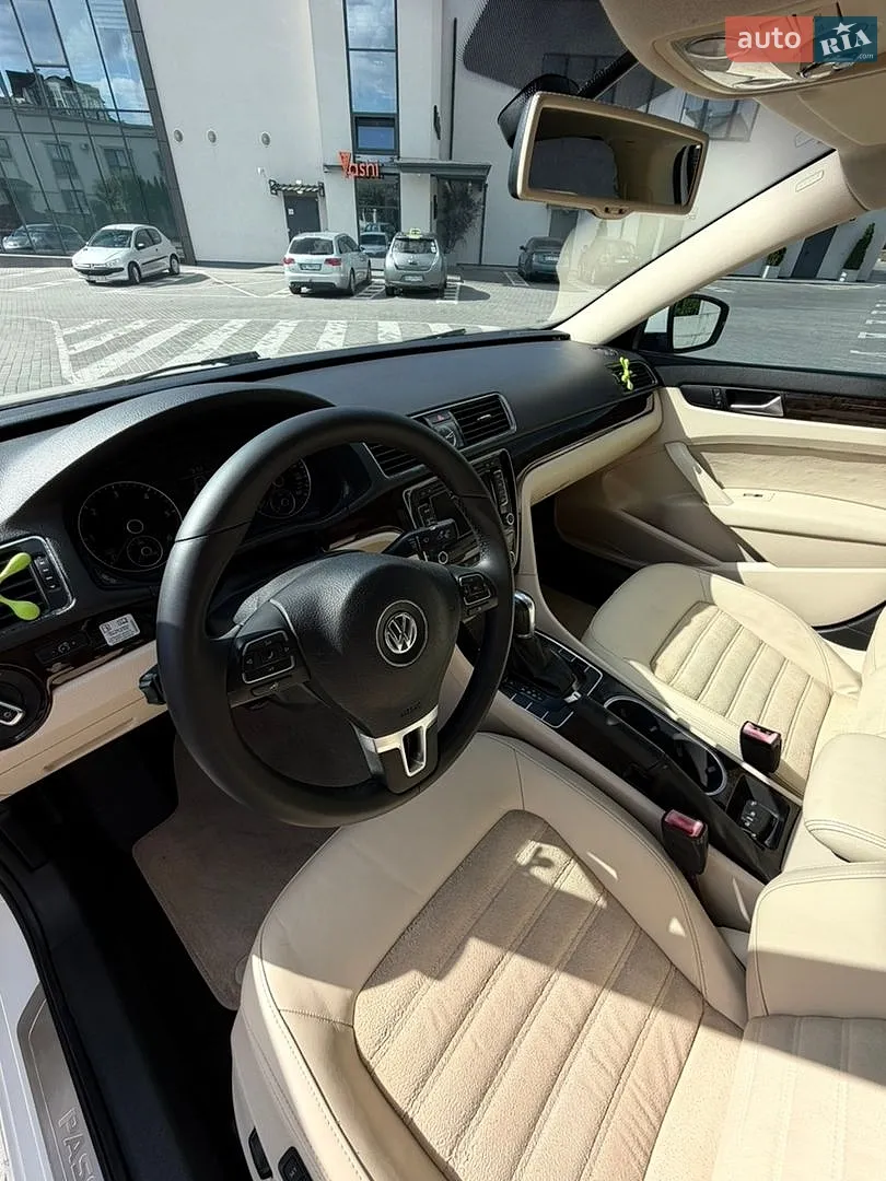 2013 Volkswagen Passat - мініатюра 10