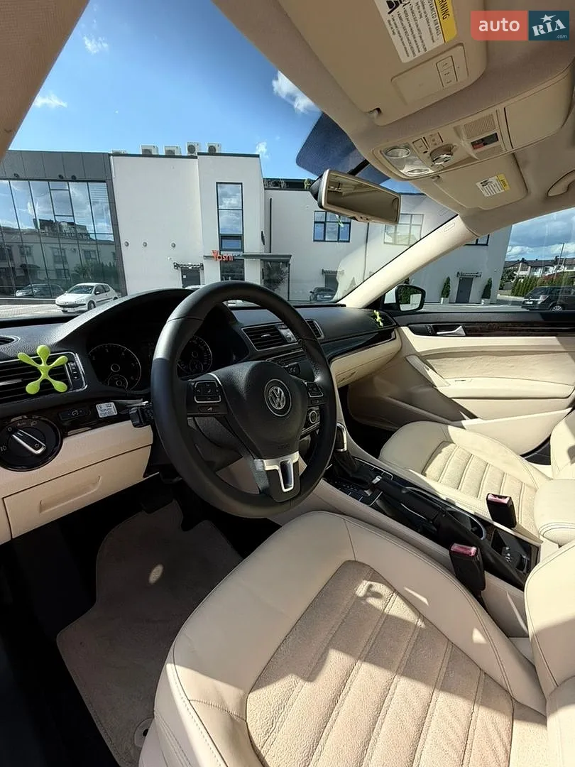 2013 Volkswagen Passat - мініатюра 11