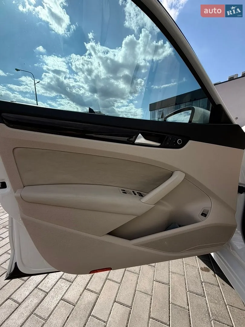 2013 Volkswagen Passat - мініатюра 15