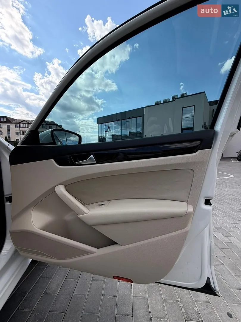 2013 Volkswagen Passat - мініатюра 19