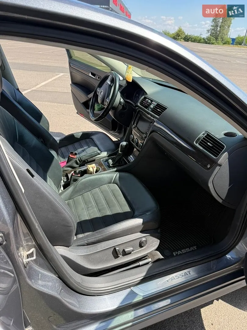 2015 Volkswagen Passat - мініатюра 8