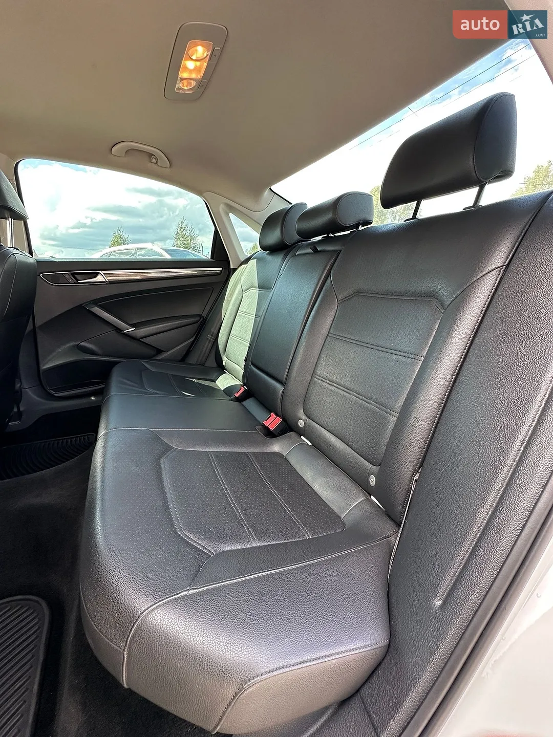 2016 Volkswagen Passat - мініатюра 19