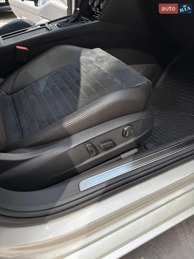 2016 Volkswagen Passat - мініатюра 15