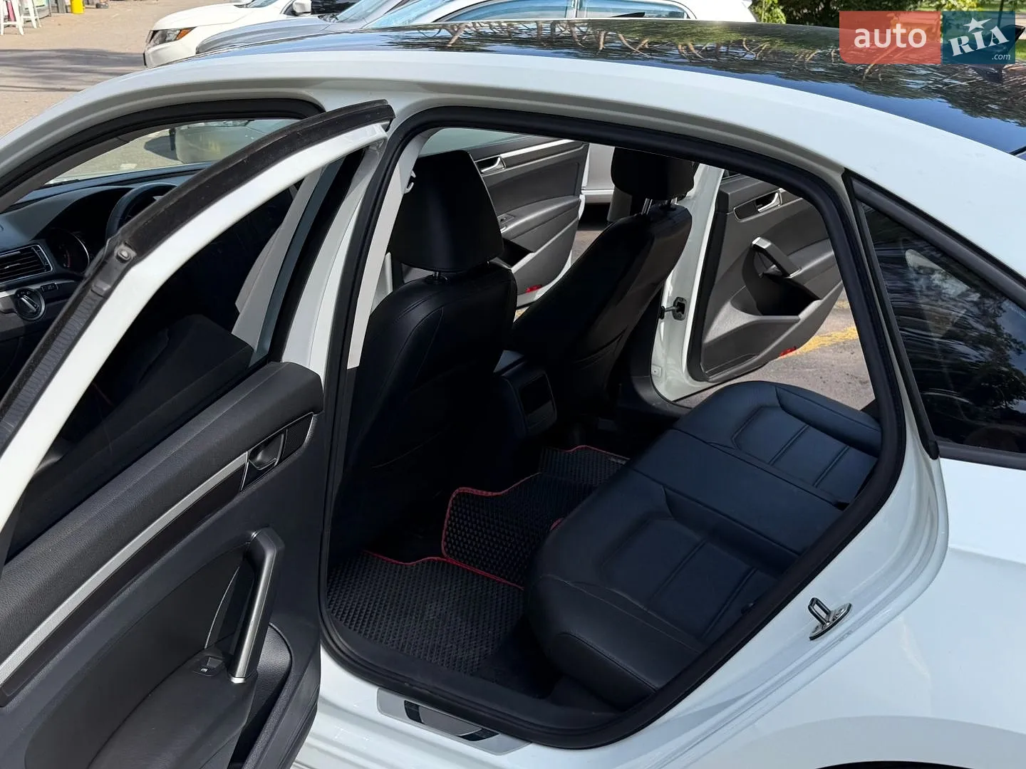 2017 Volkswagen Passat - мініатюра 17