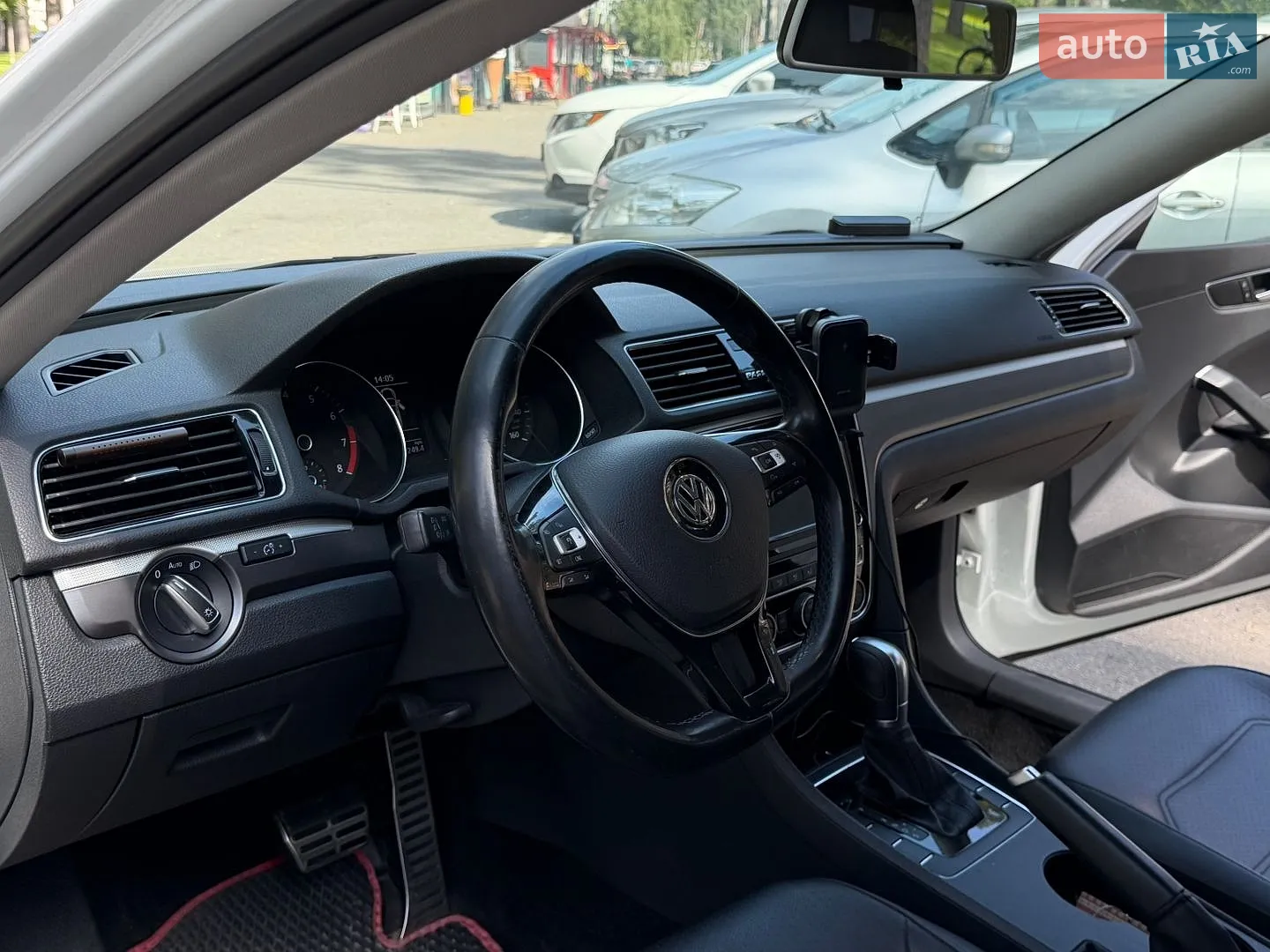 2017 Volkswagen Passat - мініатюра 19