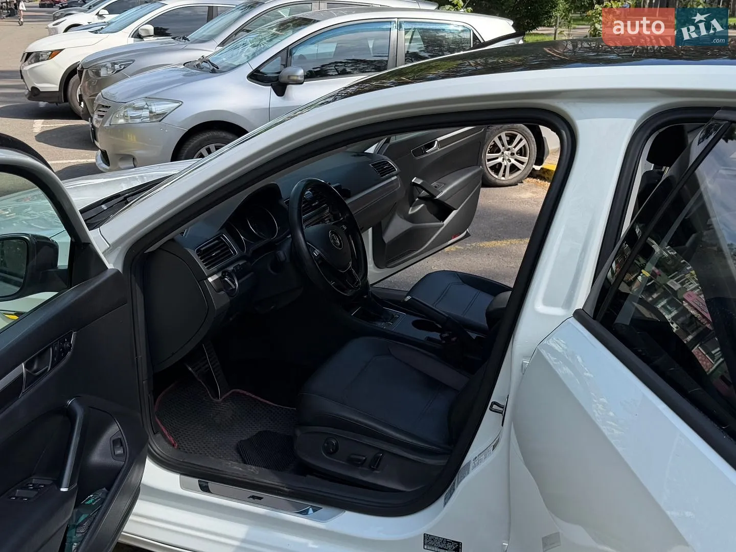 2017 Volkswagen Passat - мініатюра 16