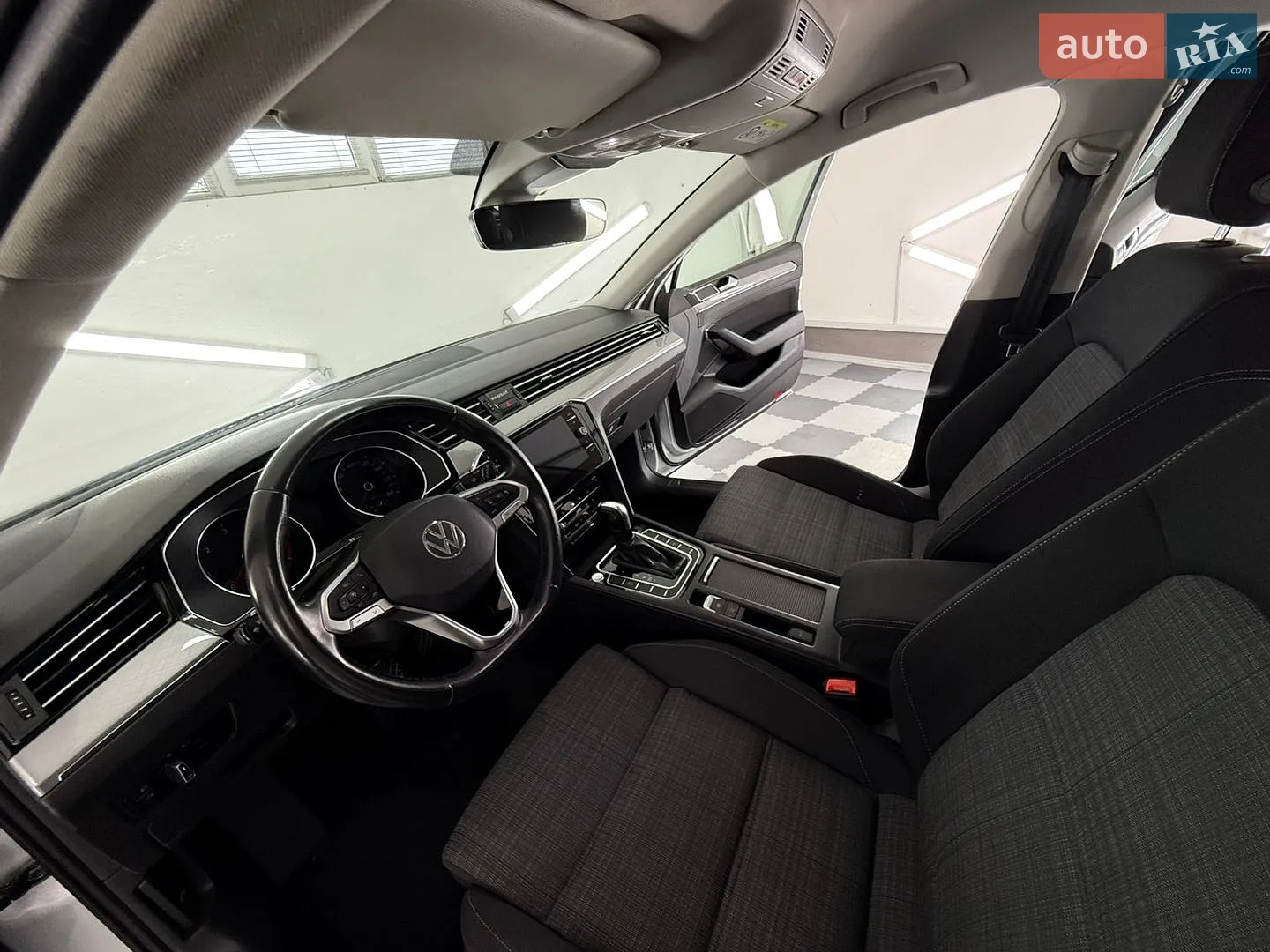 2020 Volkswagen Passat - мініатюра 37