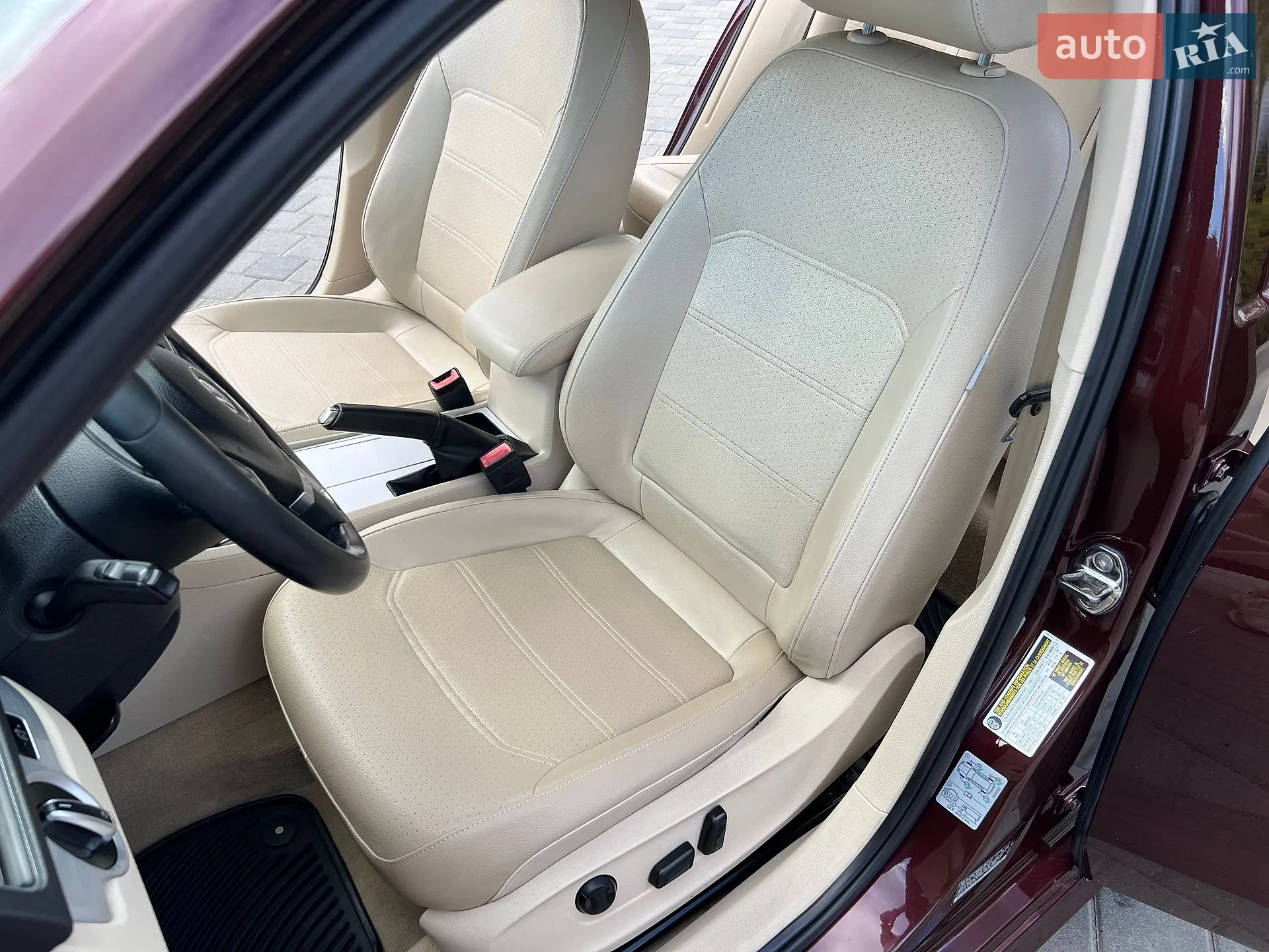 2012 Volkswagen Passat - мініатюра 12