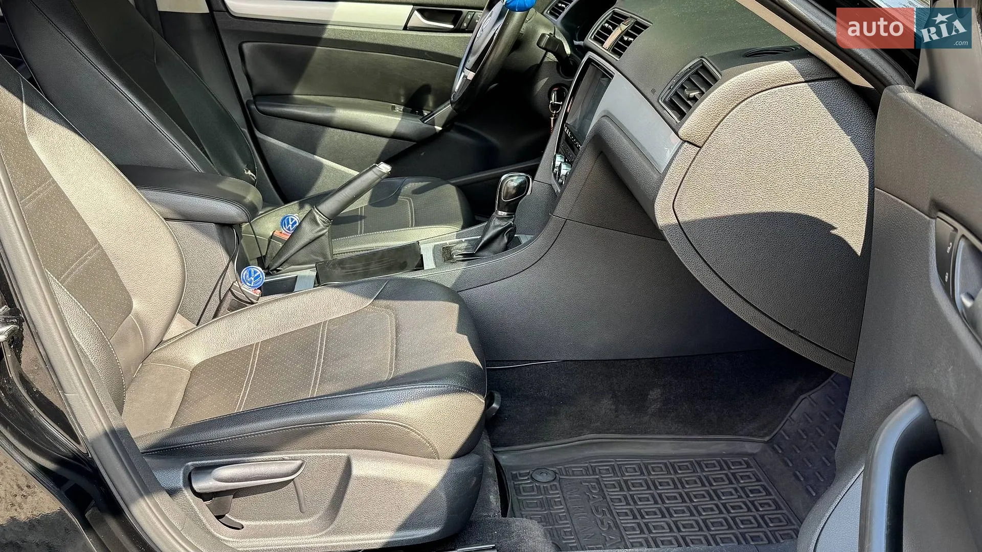 2012 Volkswagen Passat - мініатюра 8
