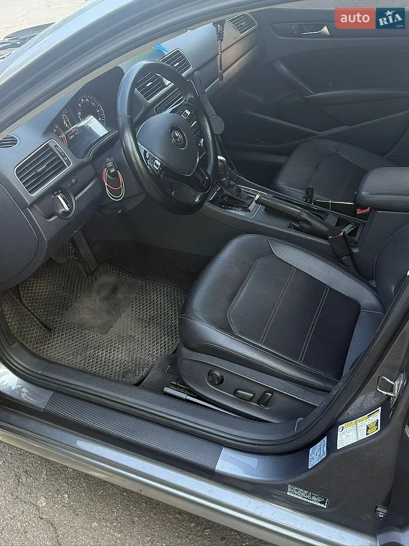2012 Volkswagen Passat - мініатюра 11