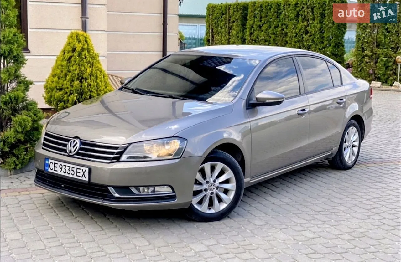 2011 Volkswagen Passat - фото 1
