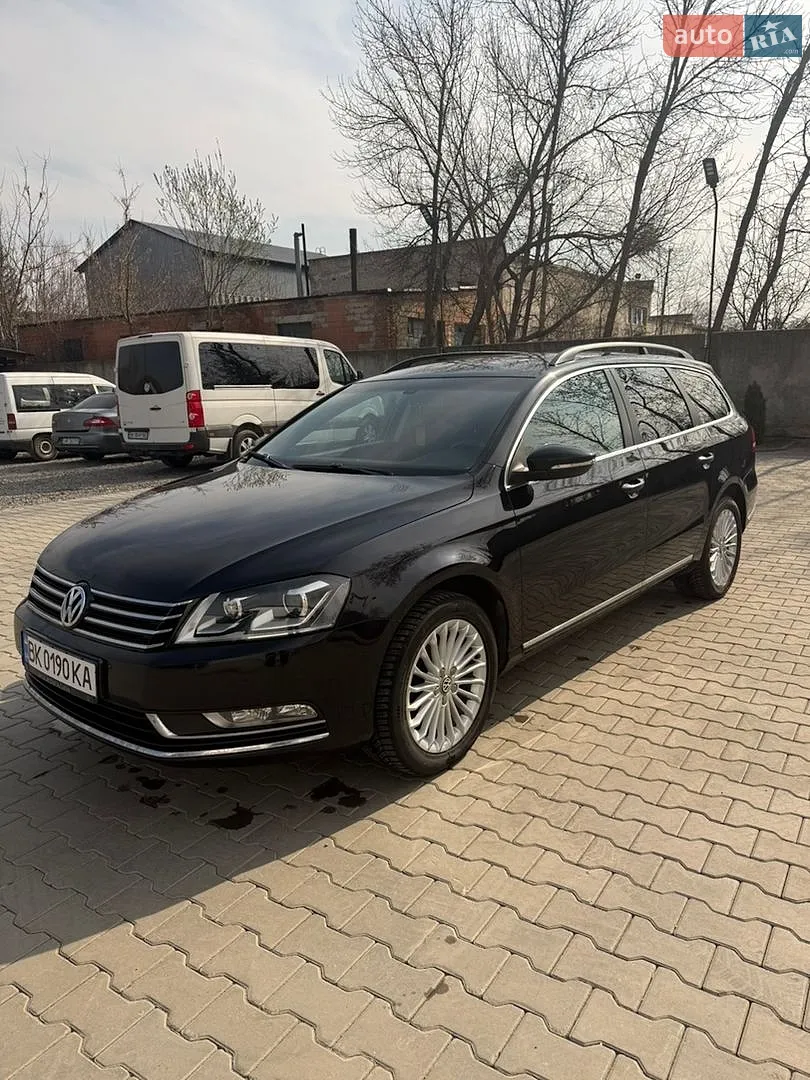 2011 Volkswagen Passat - мініатюра 3