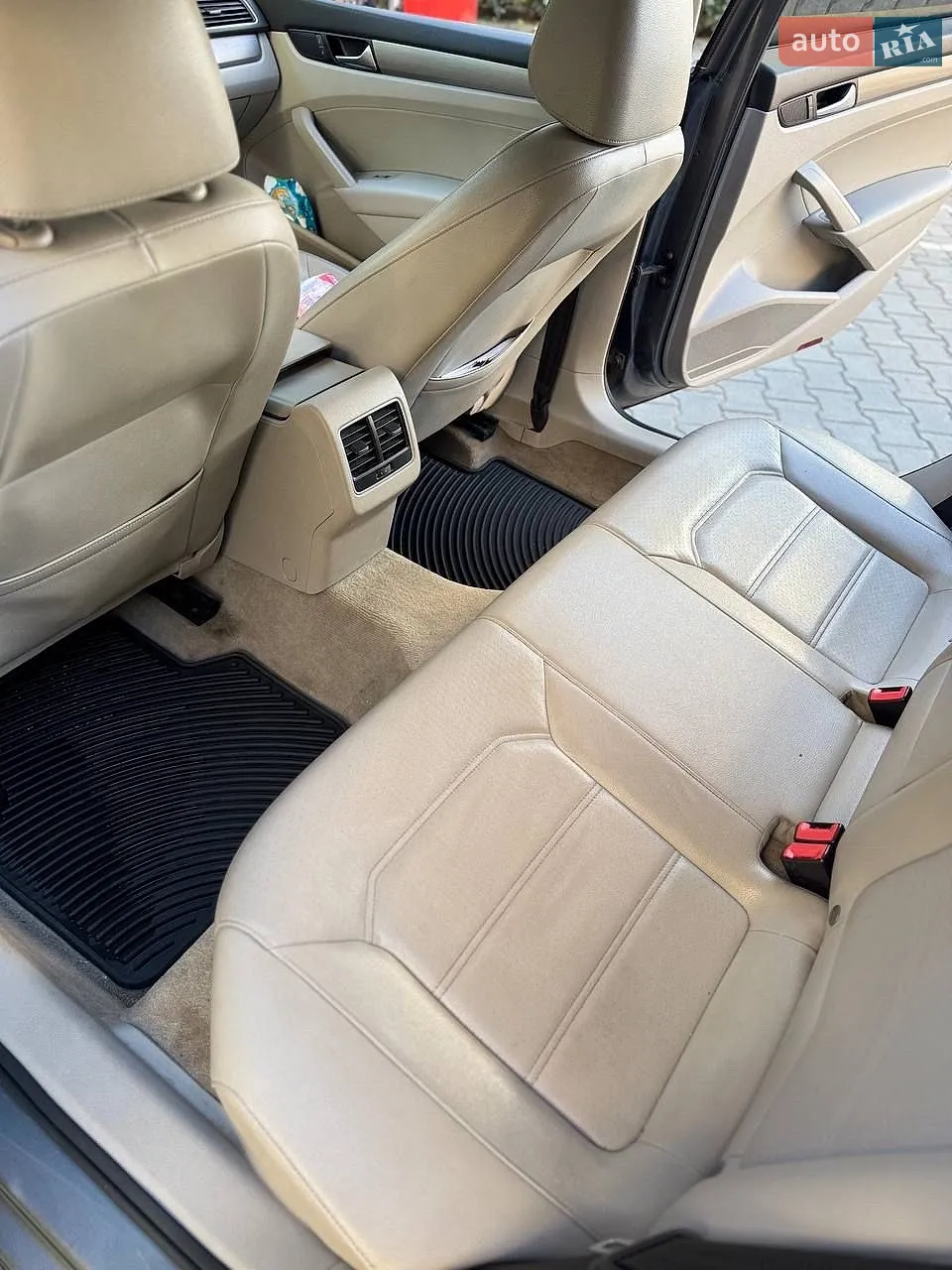 2014 Volkswagen Passat - мініатюра 19