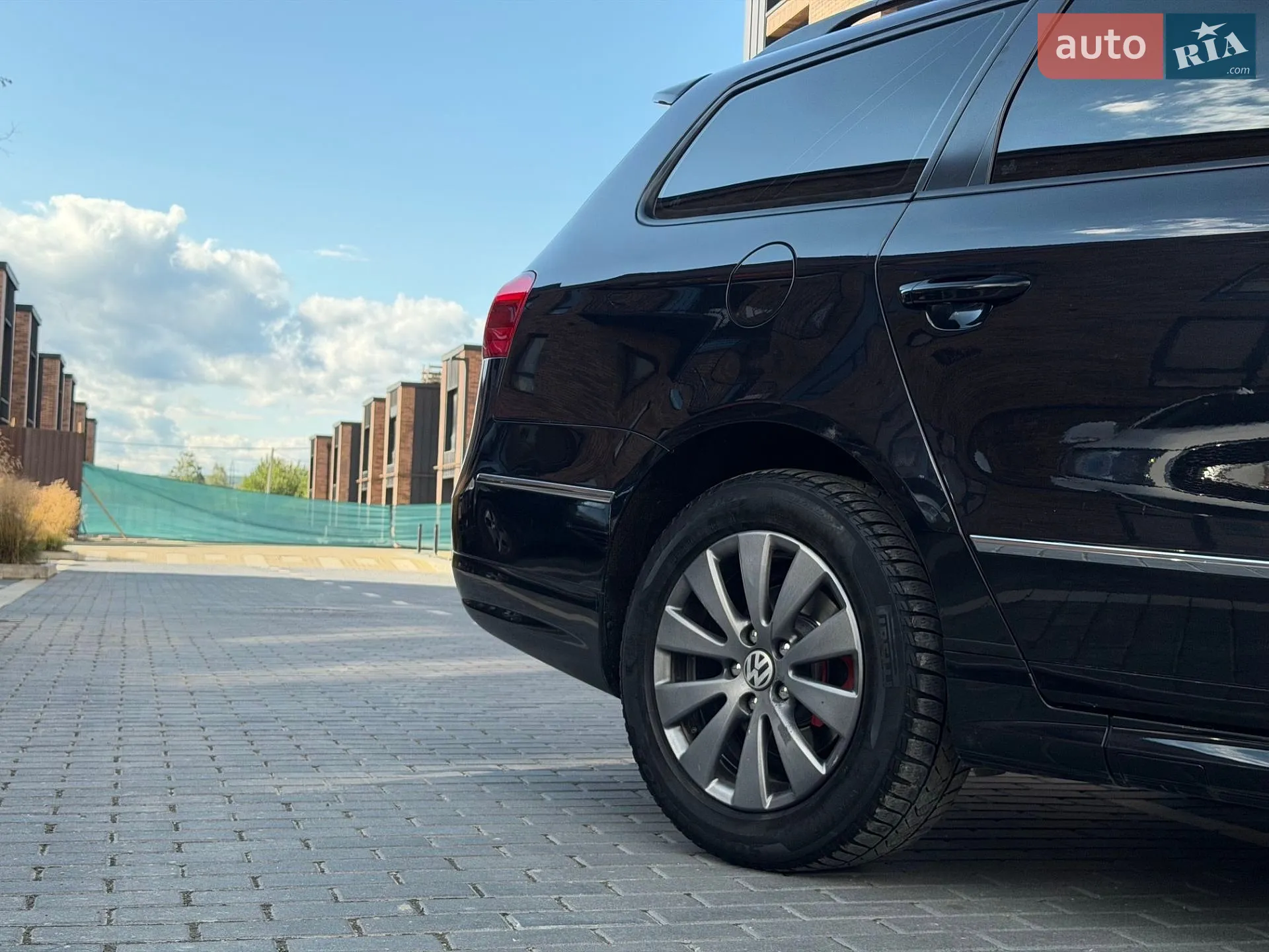2010 Volkswagen Passat - мініатюра 15