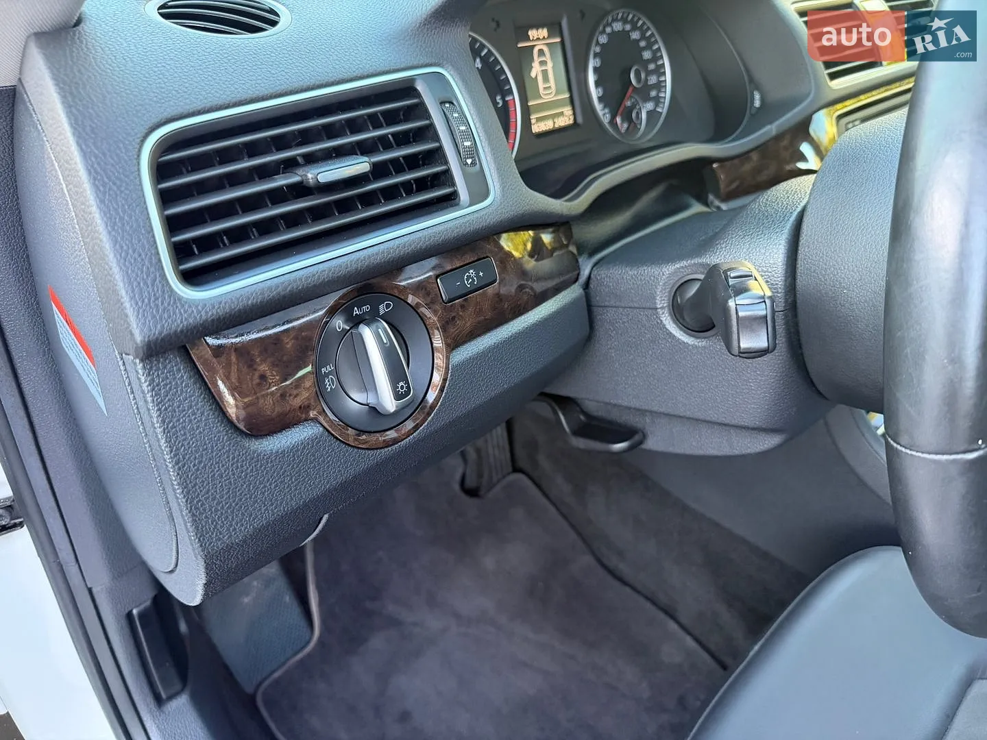 2015 Volkswagen Passat - мініатюра 26