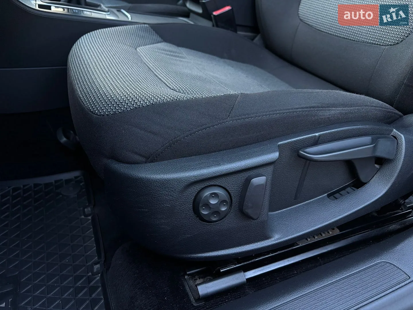 2014 Volkswagen Passat - мініатюра 9
