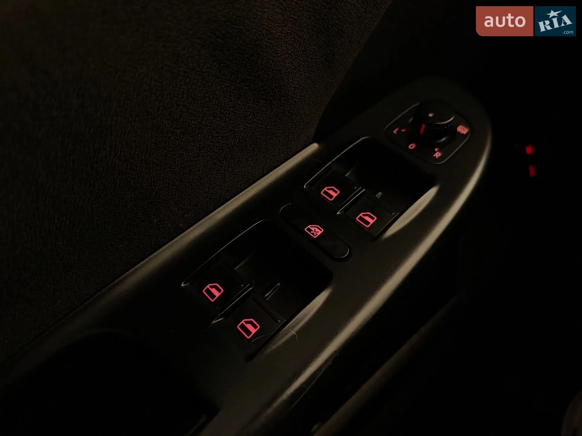 2010 Volkswagen Passat - мініатюра 32