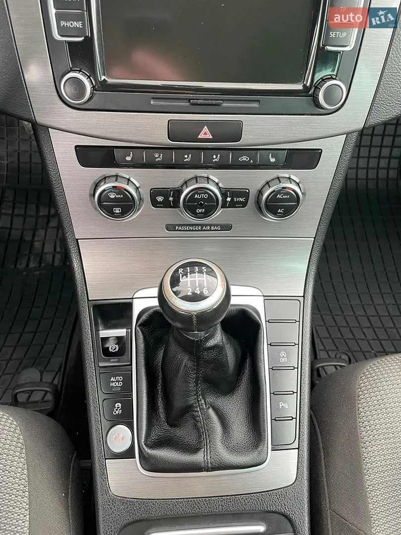 2012 Volkswagen Passat - мініатюра 18