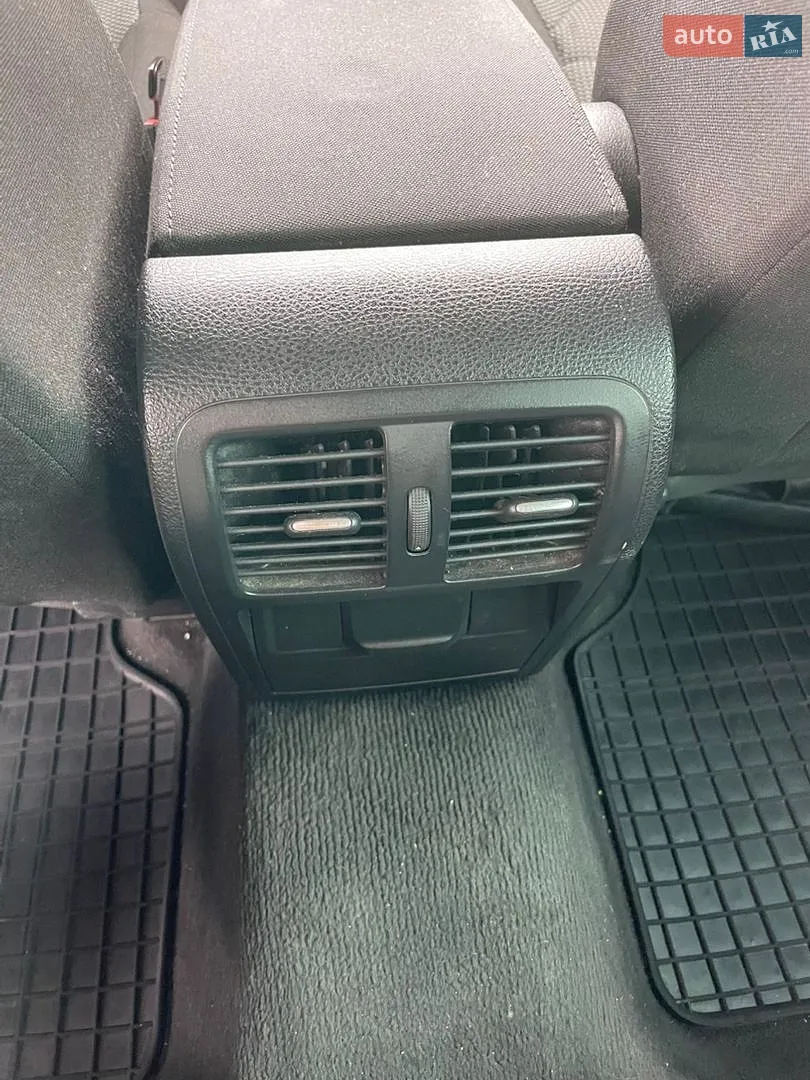 2012 Volkswagen Passat - мініатюра 20