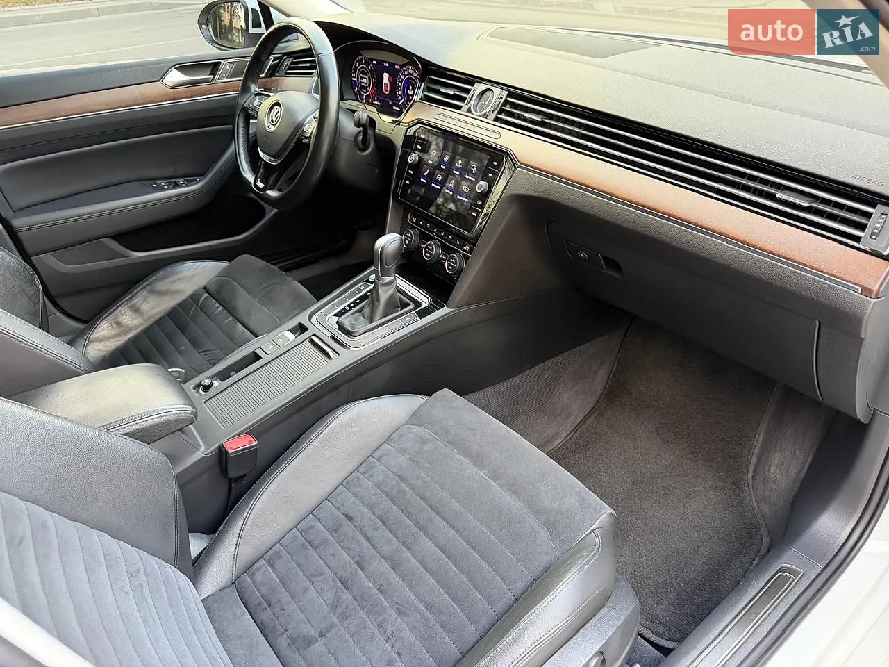 2018 Volkswagen Passat - мініатюра 15