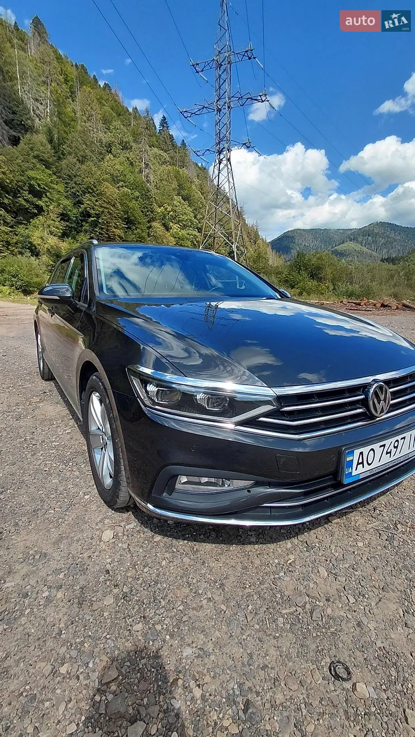 2019 Volkswagen Passat - фото 1