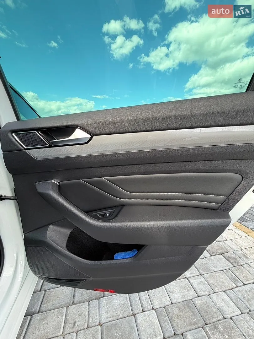 2022 Volkswagen Passat - мініатюра 136