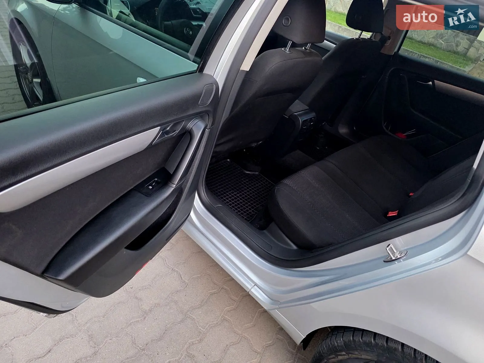 2011 Volkswagen Passat - мініатюра 24