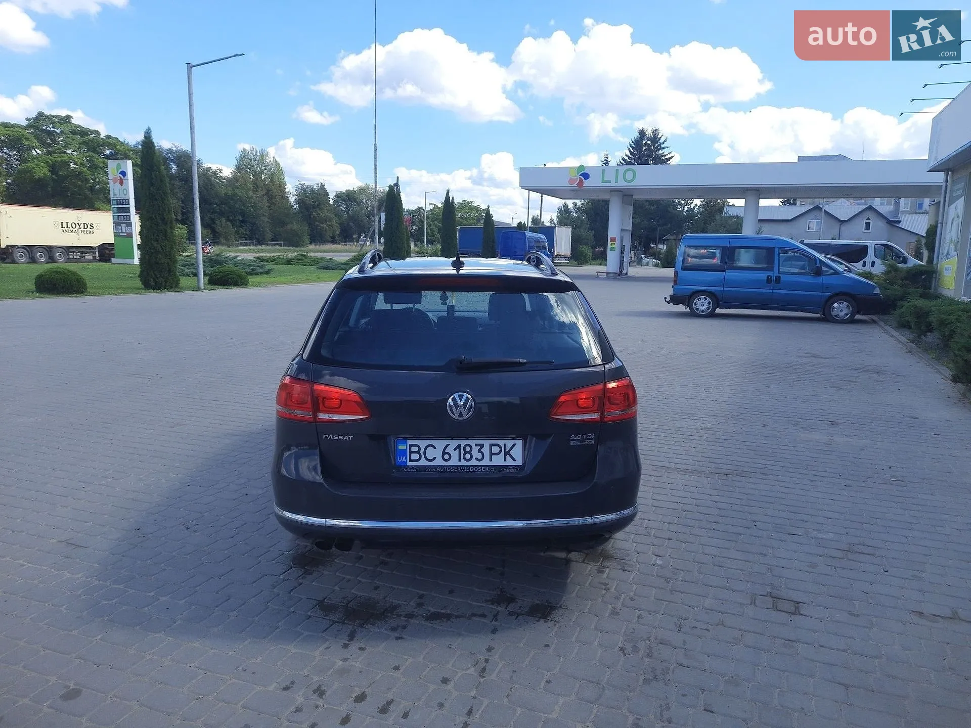 2012 Volkswagen Passat - мініатюра 3