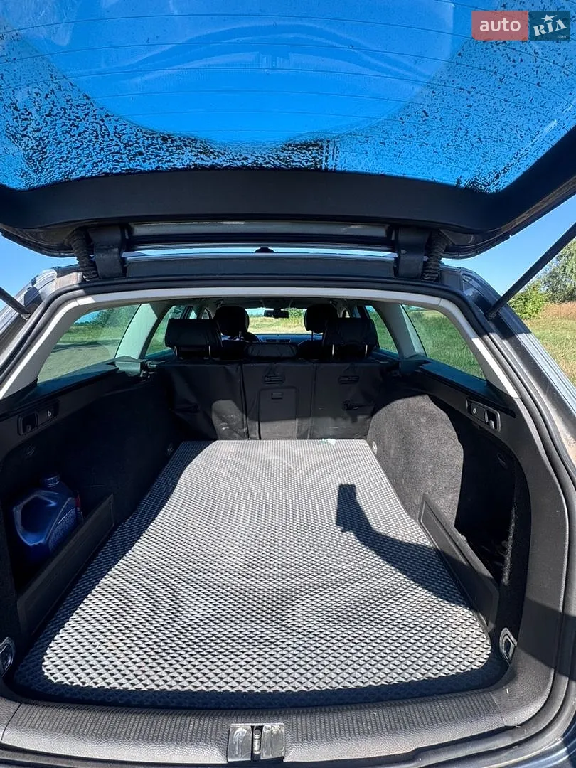 2012 Volkswagen Passat - мініатюра 9