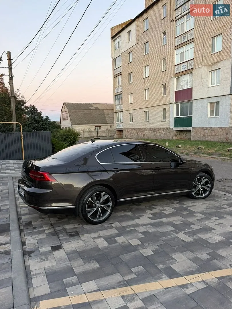2015 Volkswagen Passat - мініатюра 6