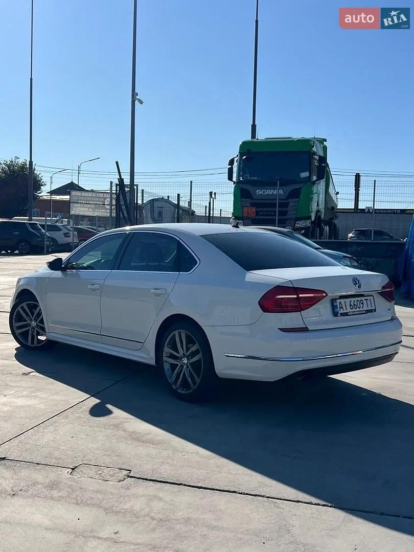 2016 Volkswagen Passat - мініатюра 4