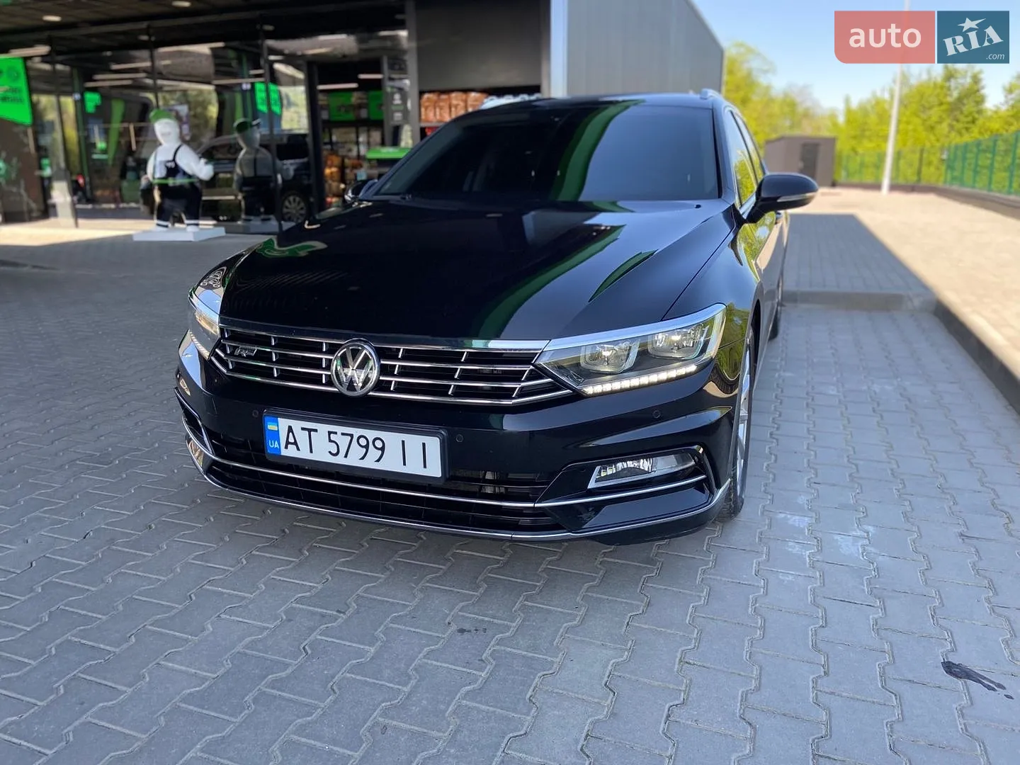 2015 Volkswagen Passat - мініатюра 9