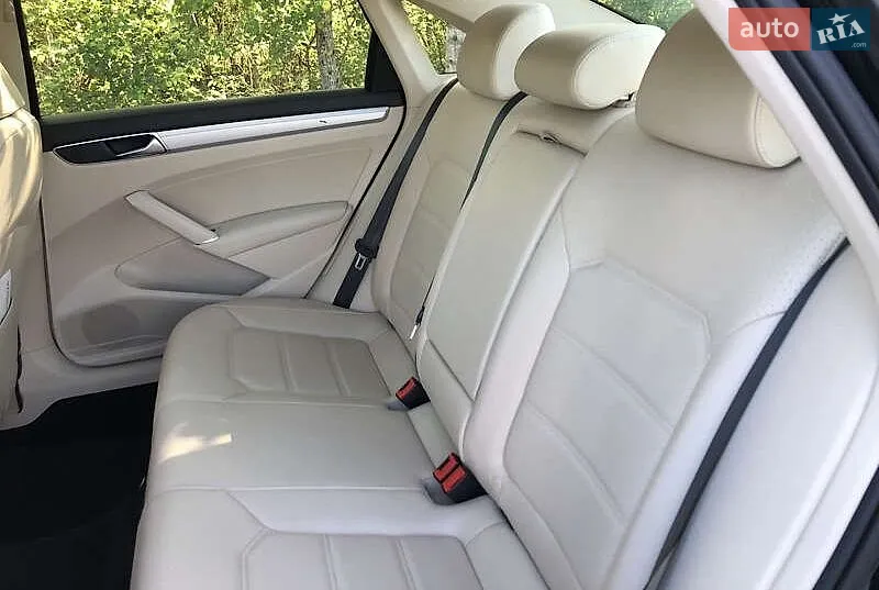 2018 Volkswagen Passat - мініатюра 9