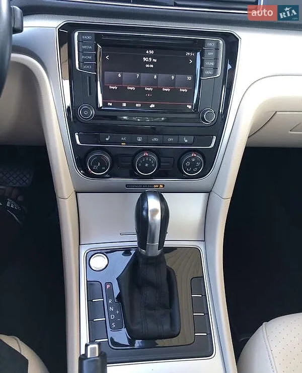 2018 Volkswagen Passat - мініатюра 11