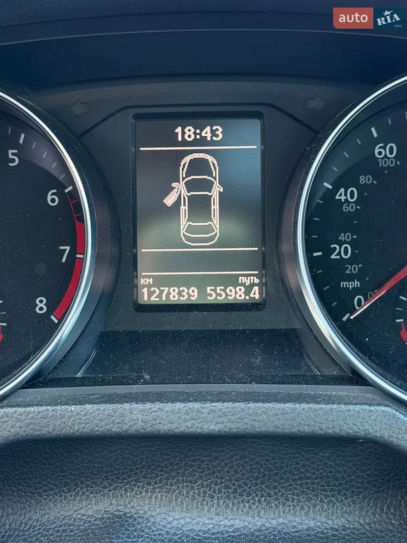 2016 Volkswagen Passat - мініатюра 9