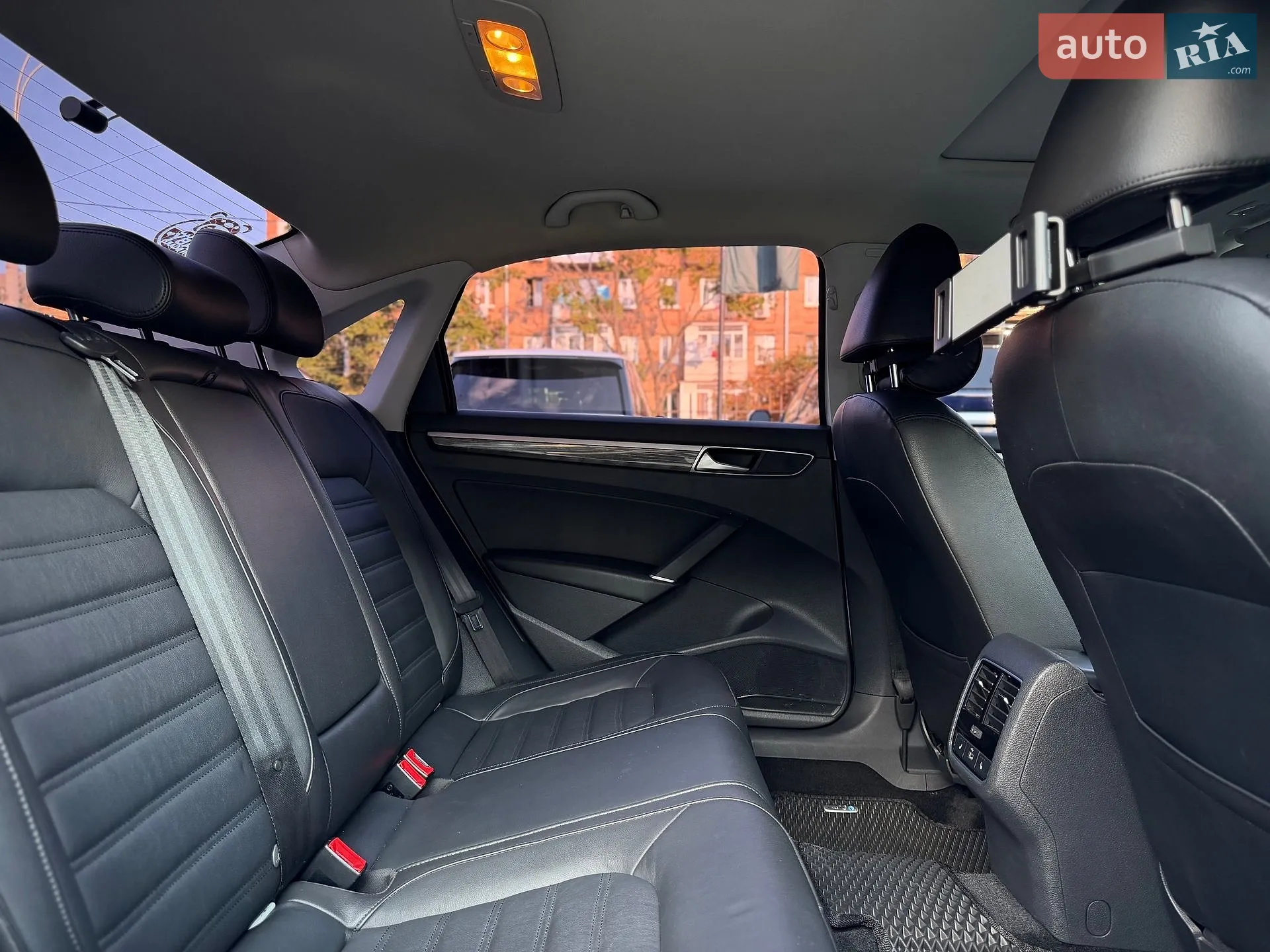 2018 Volkswagen Passat - мініатюра 23