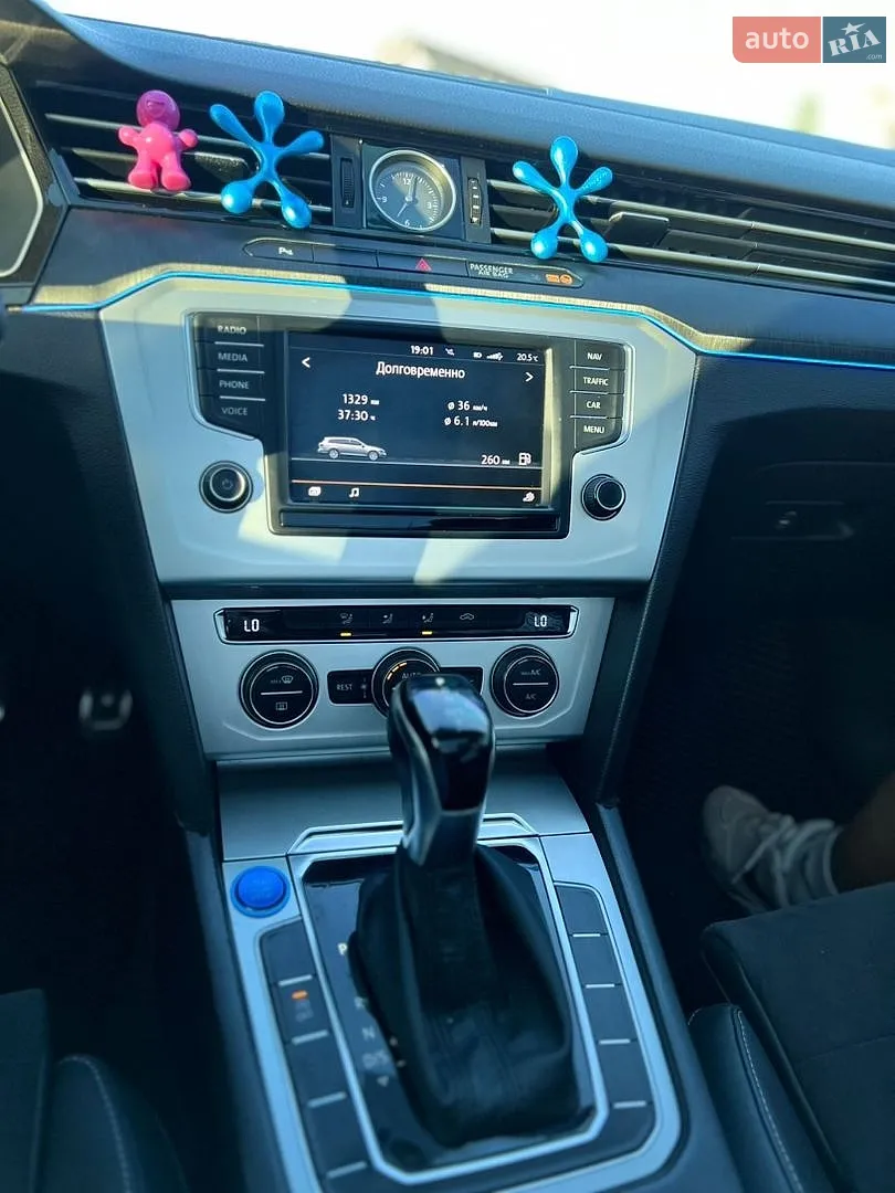 2015 Volkswagen Passat - мініатюра 12