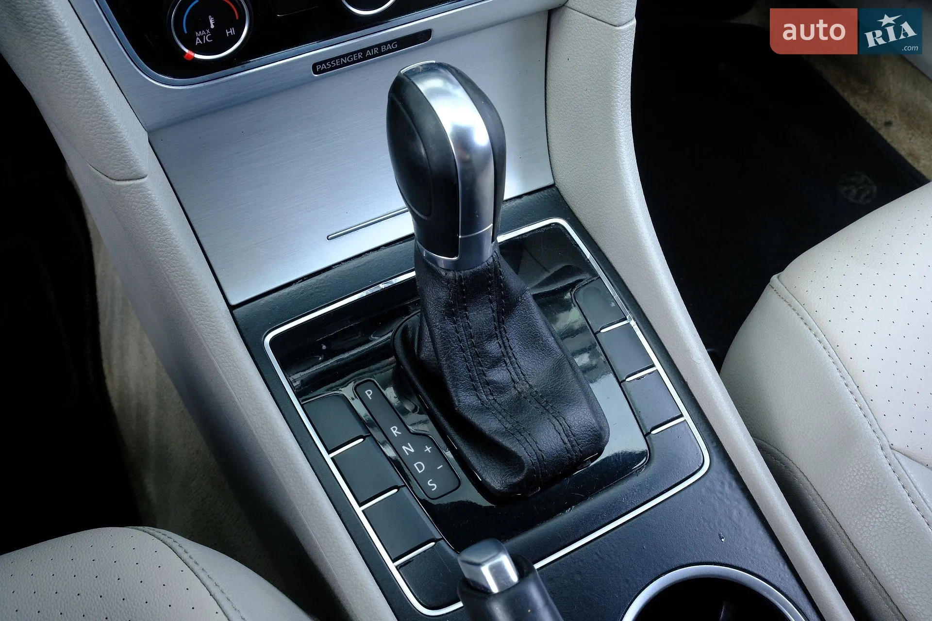 2012 Volkswagen Passat - мініатюра 15