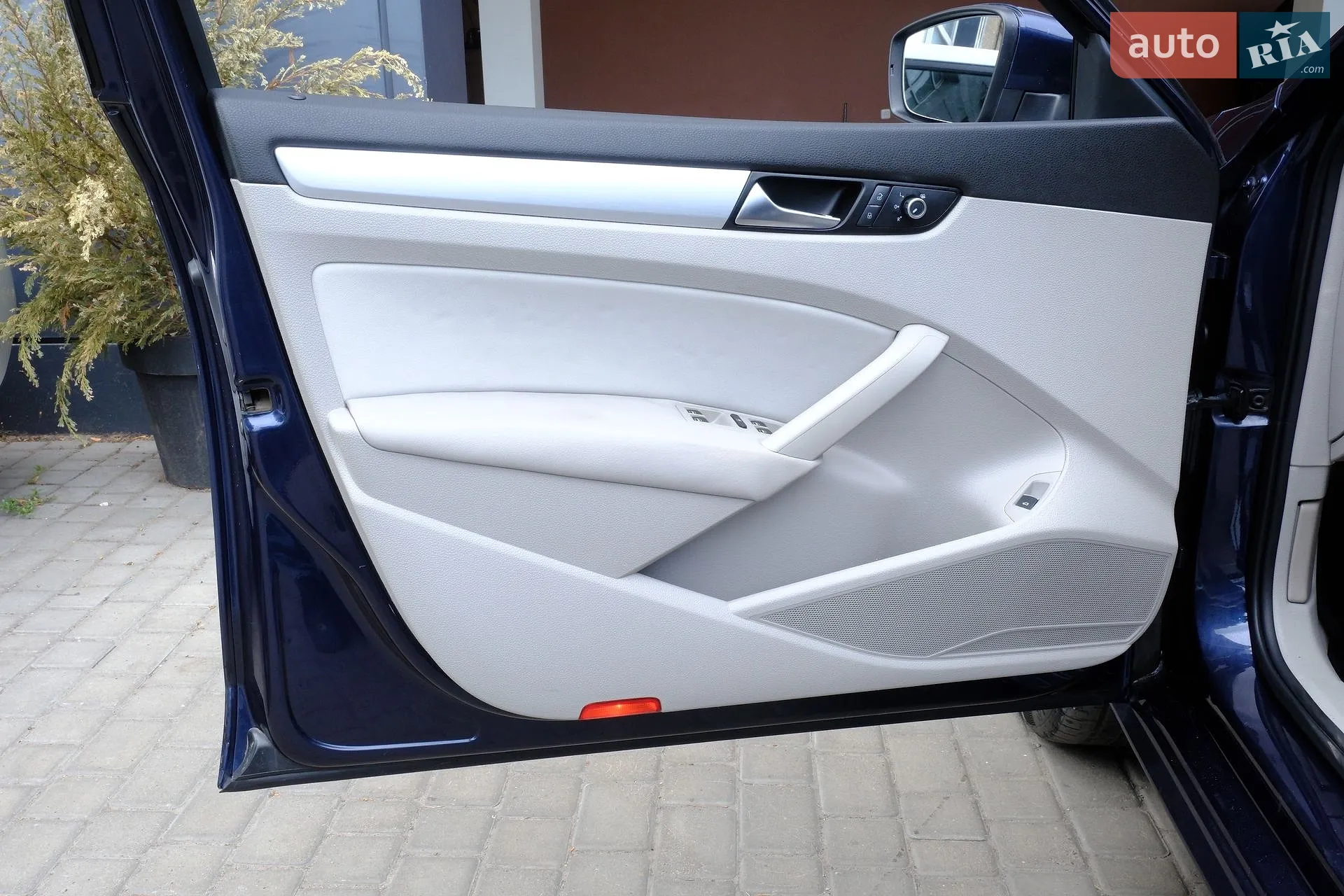 2012 Volkswagen Passat - мініатюра 23