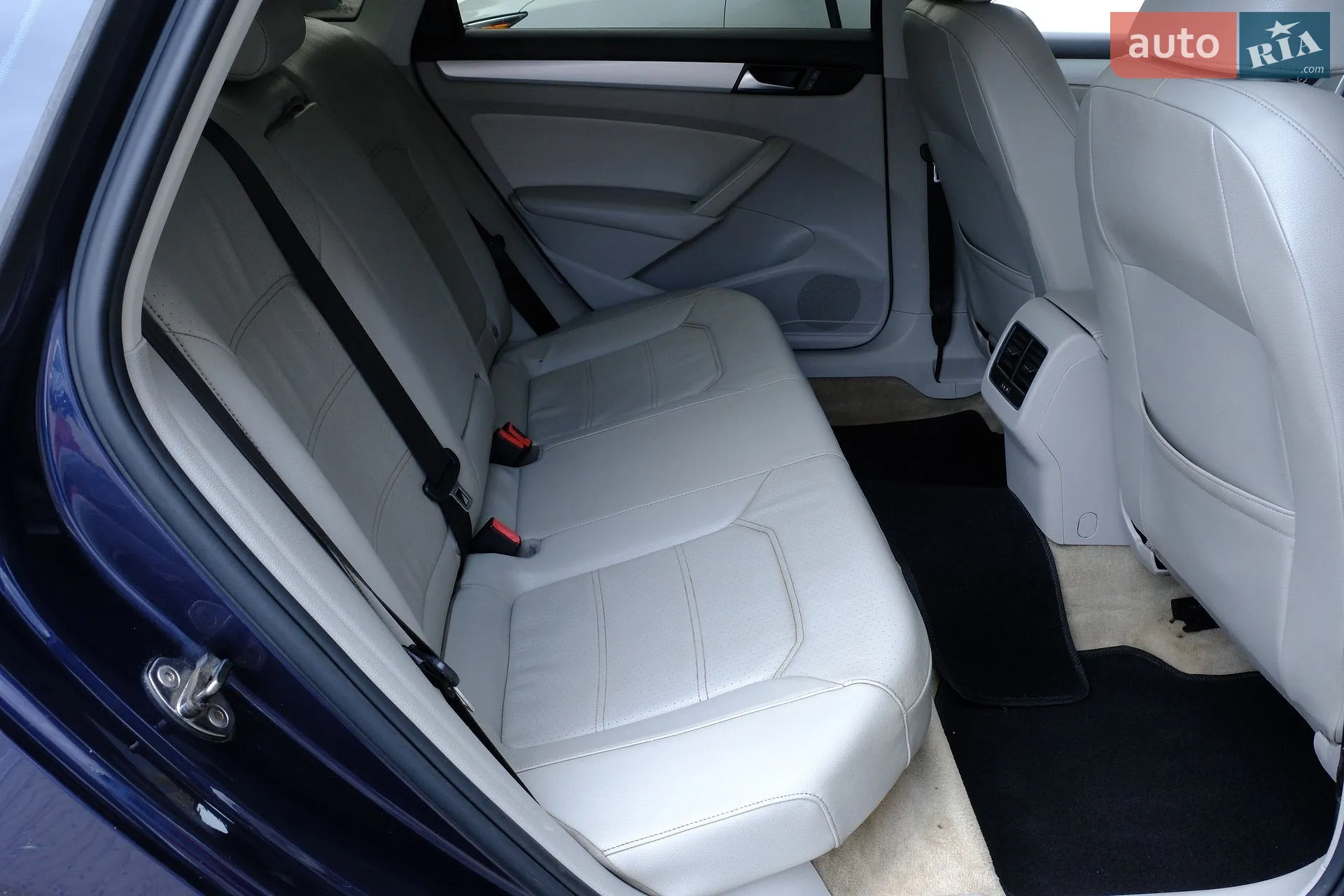 2012 Volkswagen Passat - мініатюра 31
