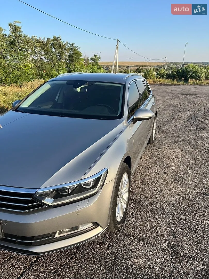 2015 Volkswagen Passat - мініатюра 8