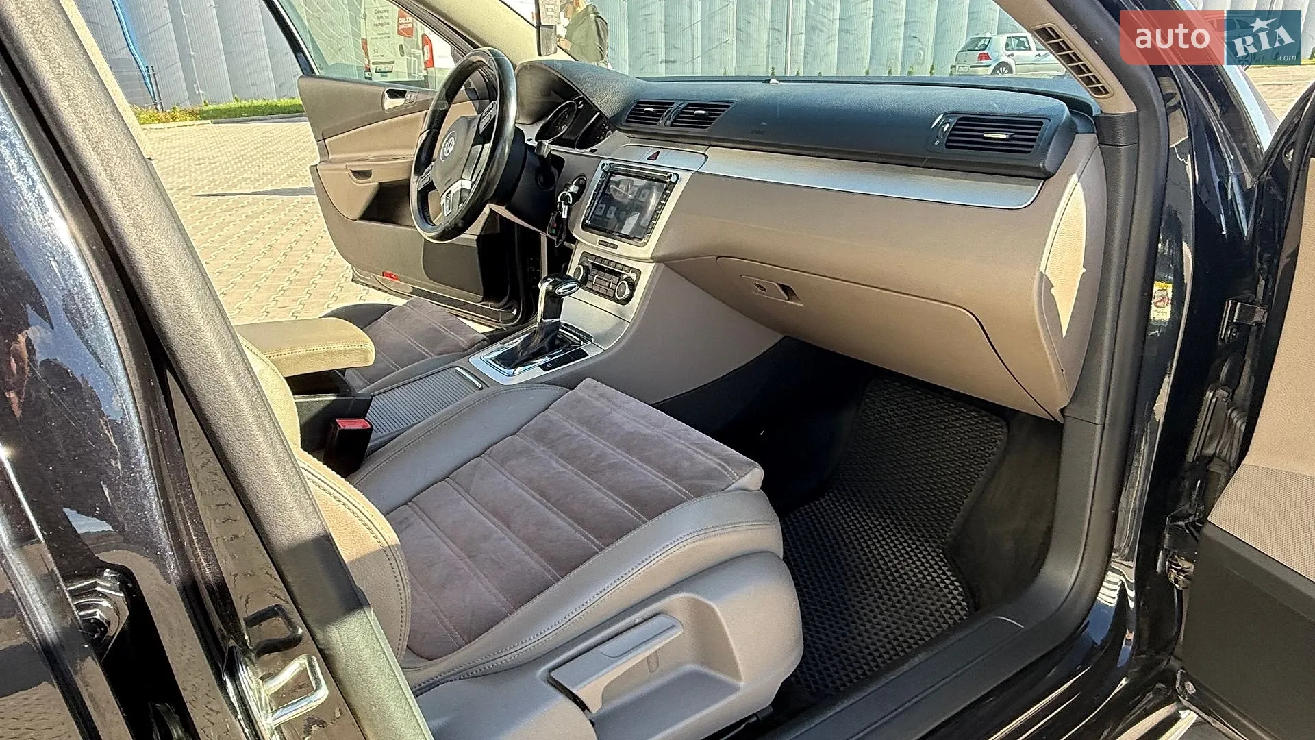2010 Volkswagen Passat - мініатюра 18