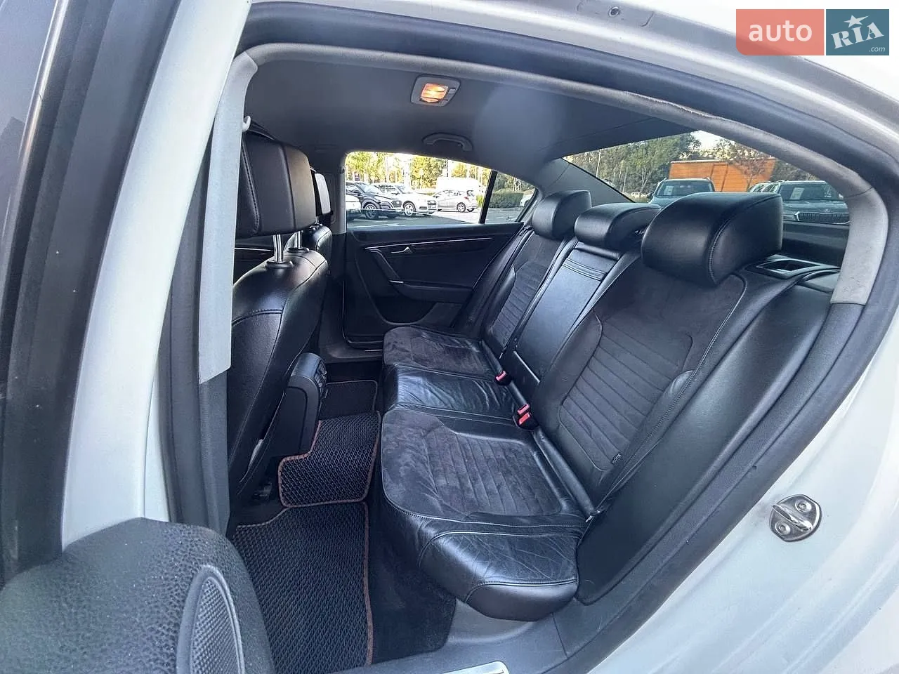 2011 Volkswagen Passat - мініатюра 11