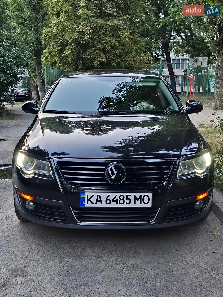 2010 Volkswagen Passat - мініатюра 30