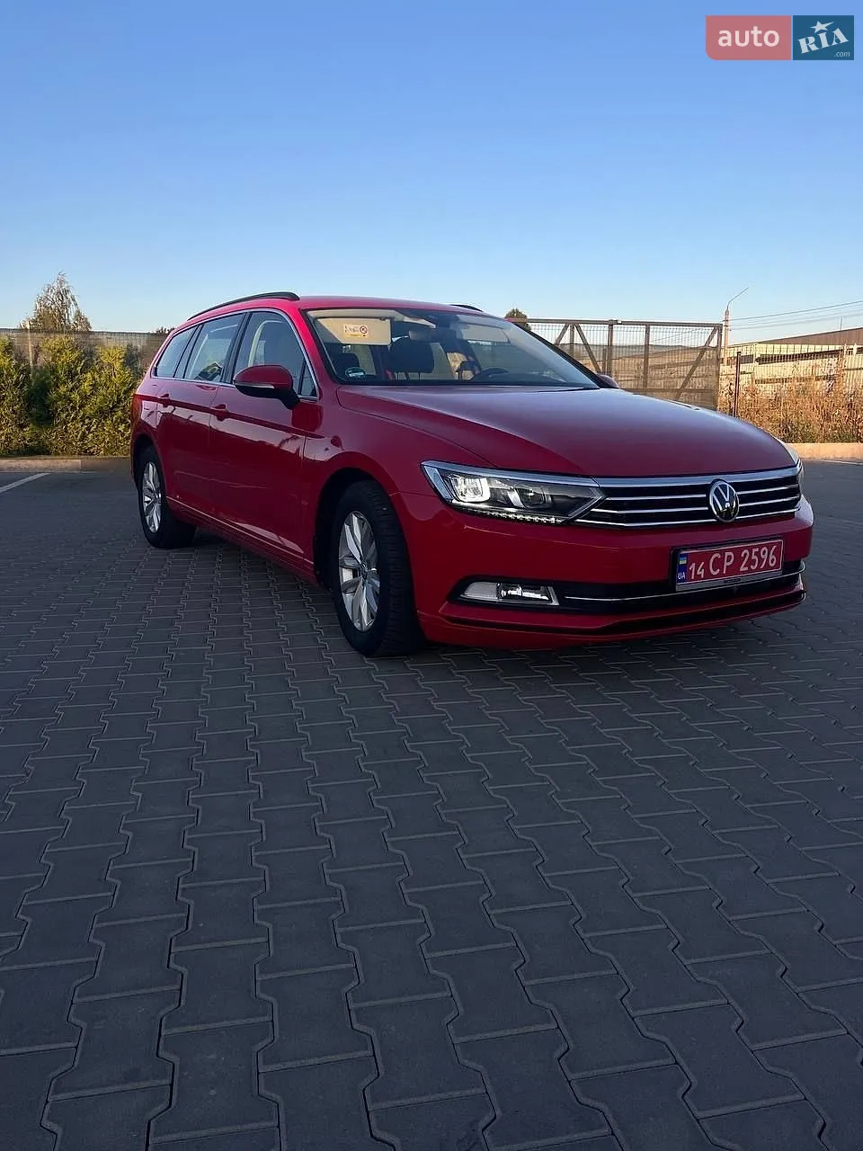 2019 Volkswagen Passat - мініатюра 2