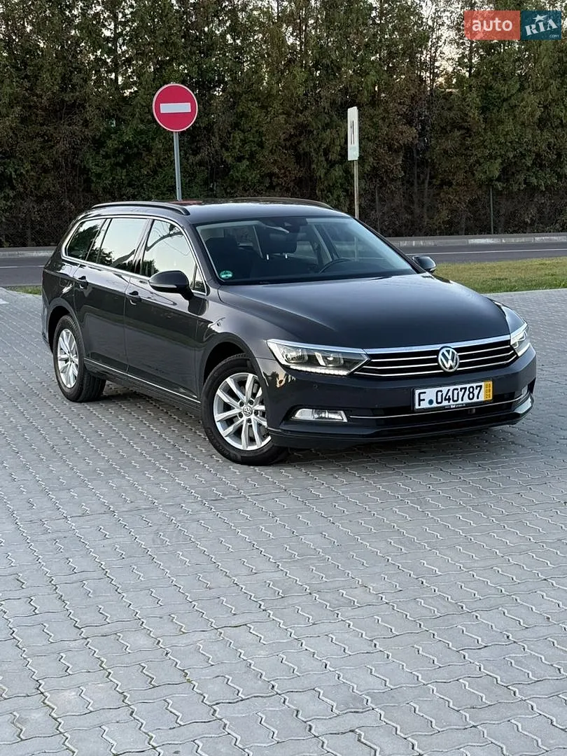 2019 Volkswagen Passat - мініатюра 26